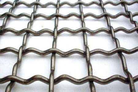 دستگاه توری پرسی با چشمه های مربع و مستطیل.