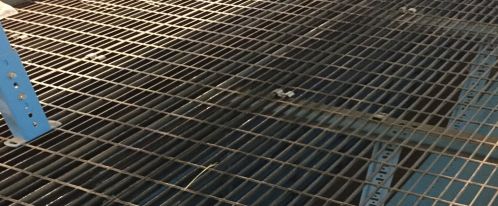 گریتینگ کف سالن با کیفیت بسیار بالا